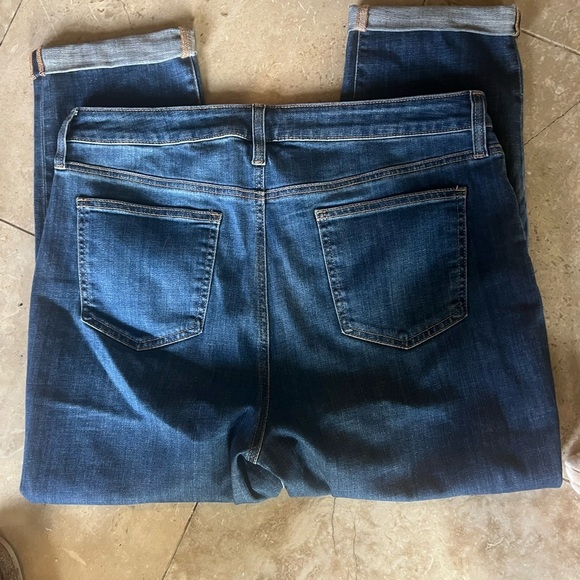 Chicos, So Slimming girlfriend slim leg crop Jean Chicos size 2 US size … - Picture 5 of 11